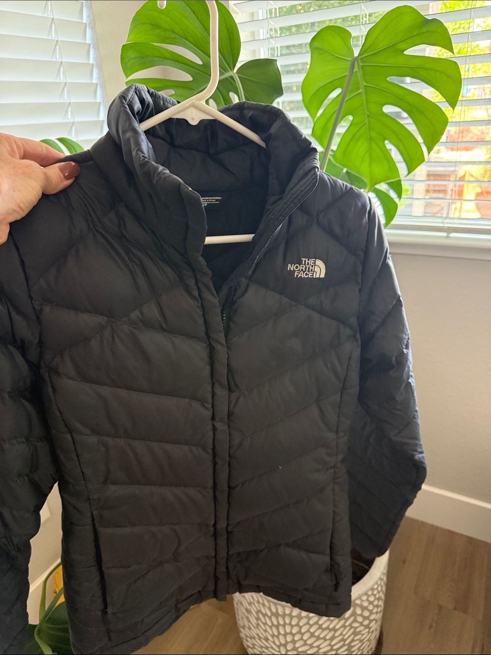 The North Face Women's Black Quilted Down 550 fill Puffer Jacket
